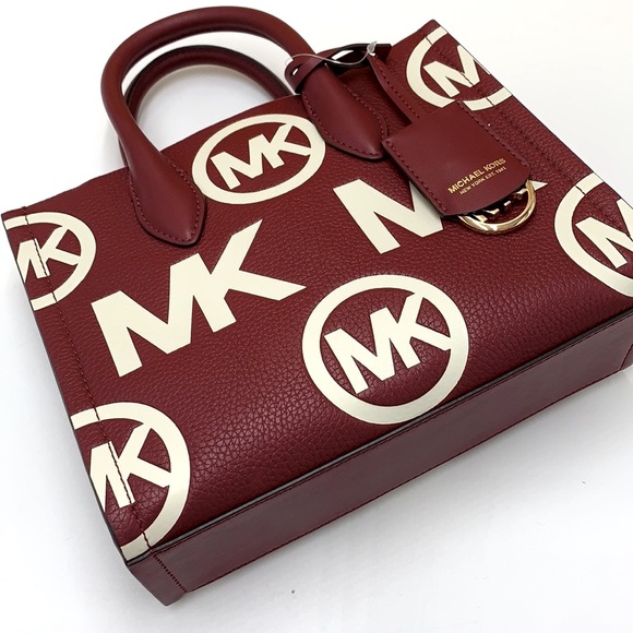 MICHAEL KORS
Mirella Small Logo Embossed Pebbled Leath
Crossbody Bag
DARK CHERRY - Picture 10 of 16